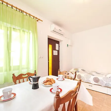 App Miranda Sun Apartament *