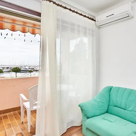 App Miranda Sun Apartment Umag