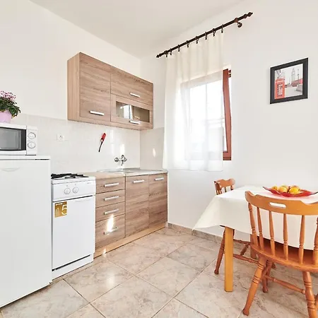 Apartment App Miranda Sun *